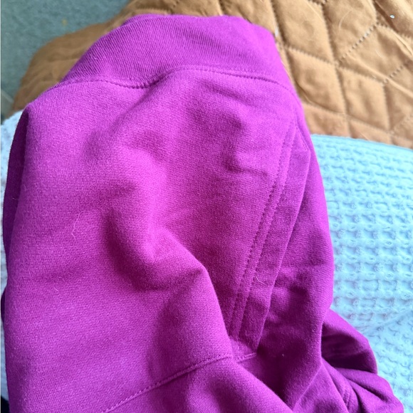 GAP Logo Hoodie - Picture 9 of 10